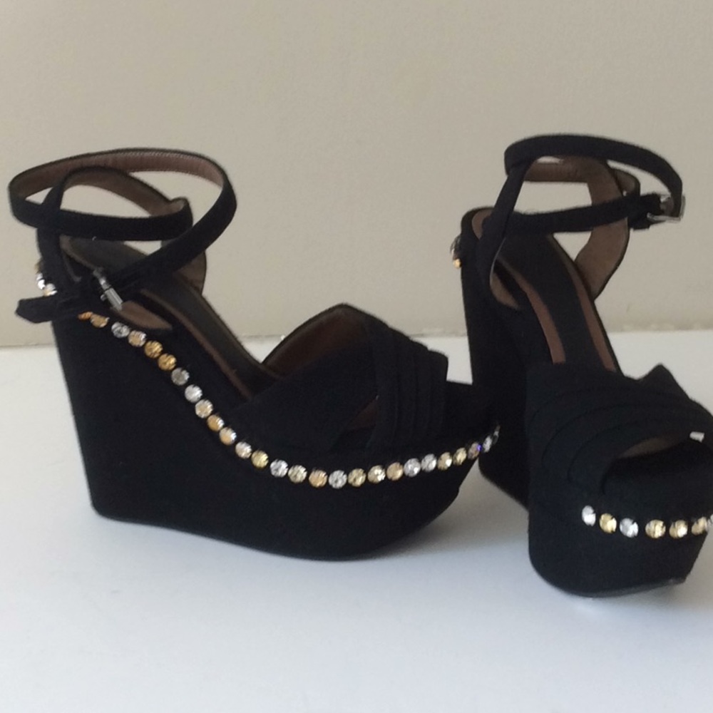 New Marni studded sandals size 37.